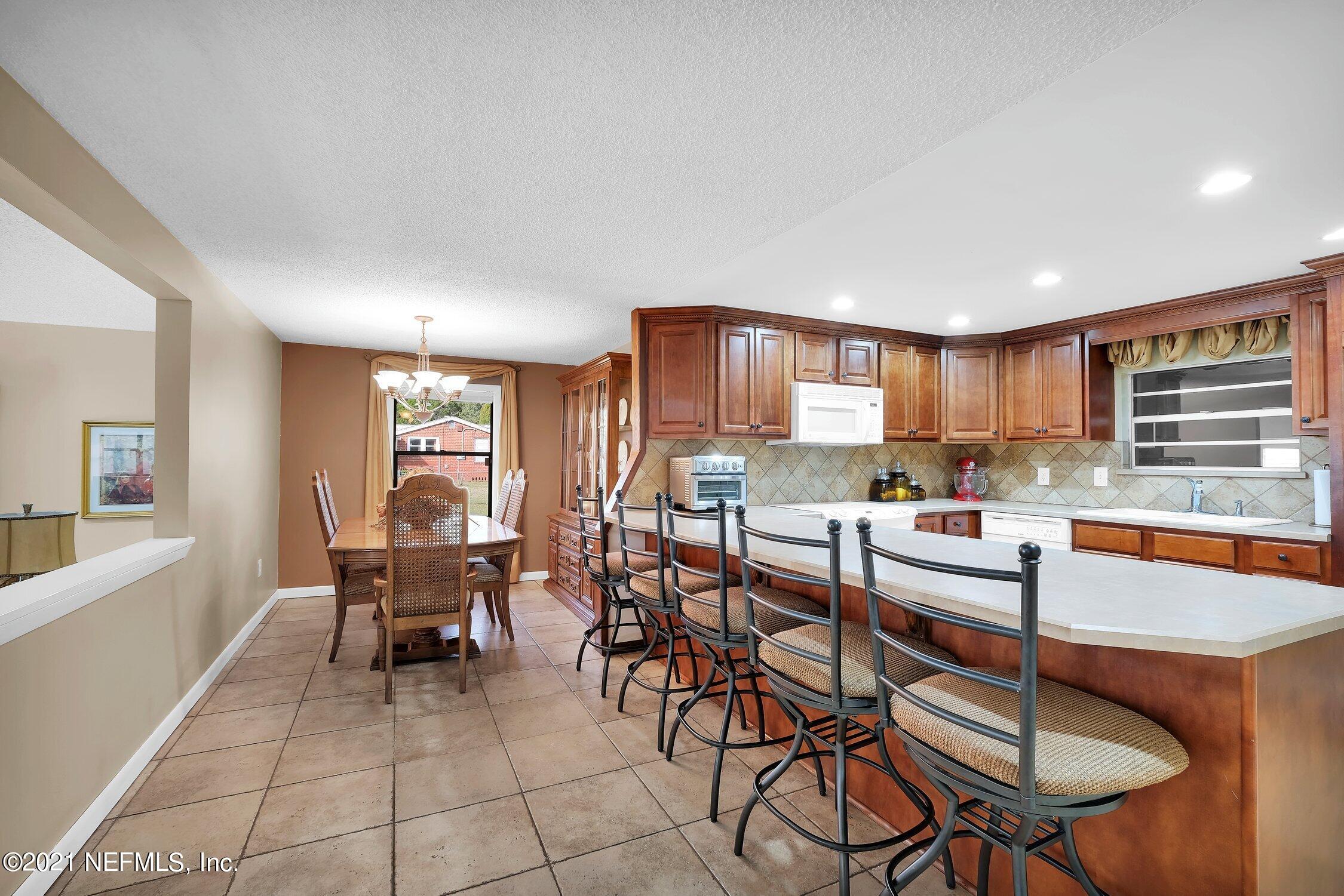 4794 Jones Road Jacksonville, FL 32219 - Photo 8 of 29 008-4794JonesRoad-Jacksonville-FL-32219-