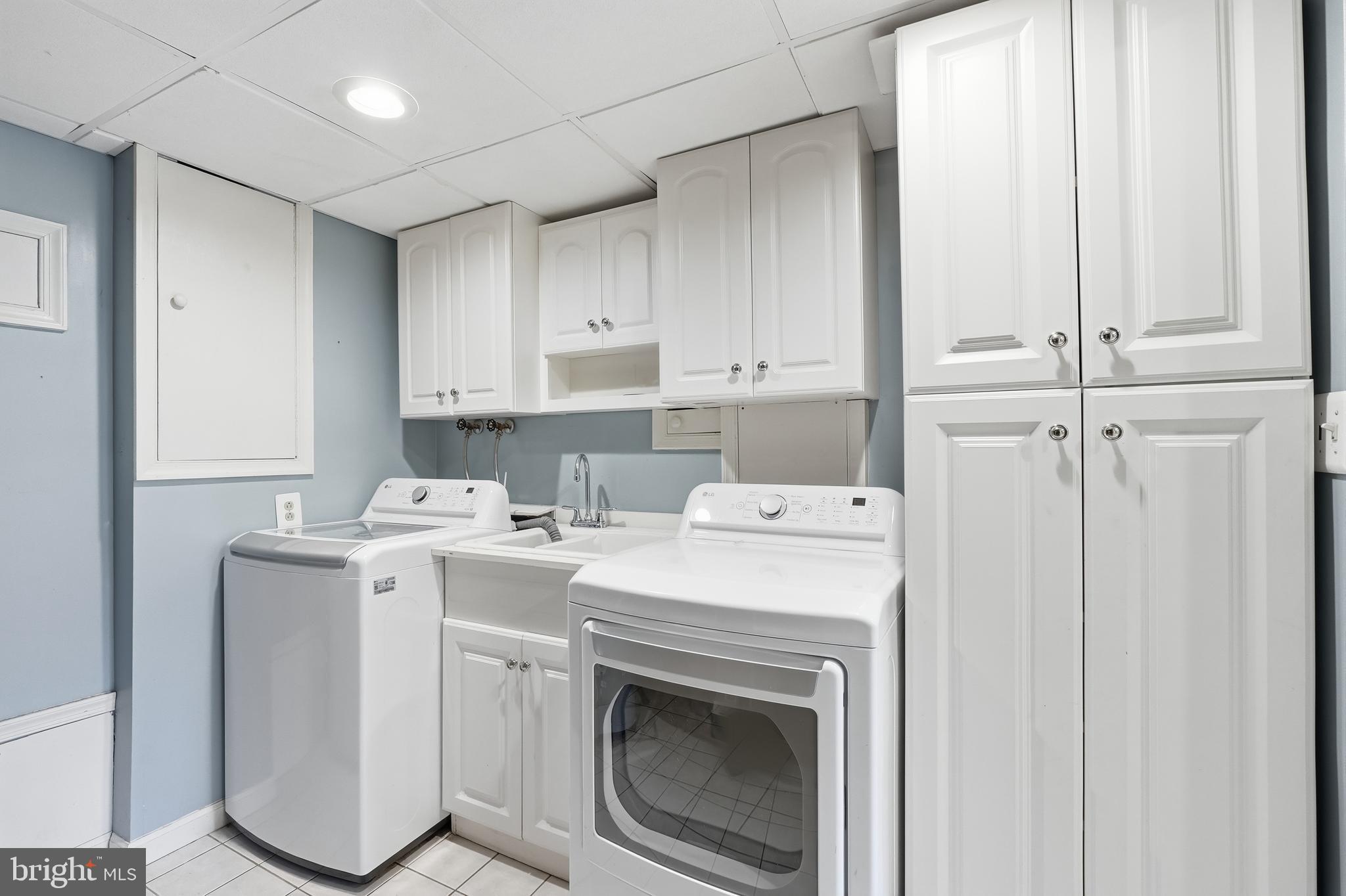 13316 Old Forge Road Silver Spring, MD 20904 - Photo 46 of 58 Newer Washer/Dryer