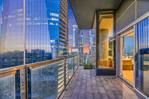 $1,995,000 | 210 Lavaca Street, Unit 3108, Austin, TX 78701