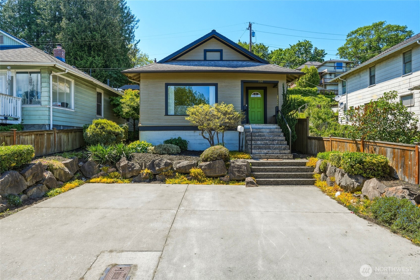 3310 Rucker Avenue Everett, WA 98201 - Photo 1 of 32