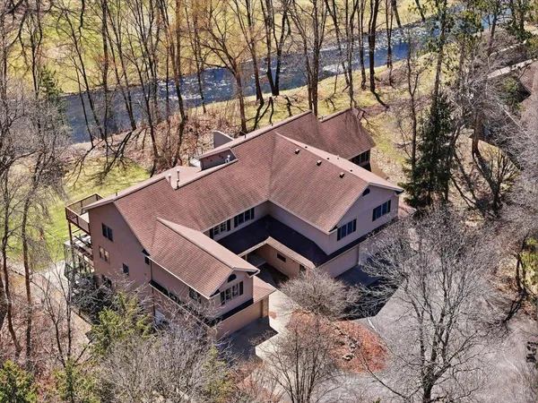 $465,000 | 1362 Riverside Drive, Unit 1362, River Falls, WI 54022