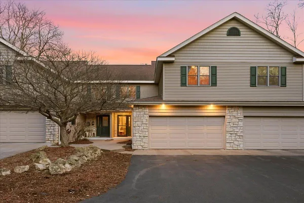 $465,000 | 1362 Riverside Drive, Unit 1362, River Falls, WI 54022