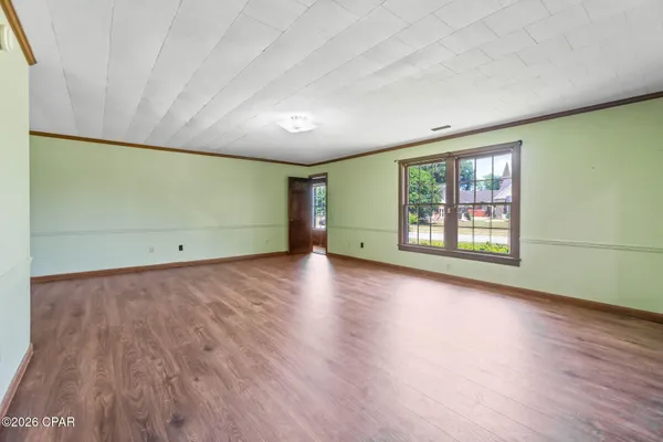$399,999 | 656 4th Street, Chipley, FL 32428