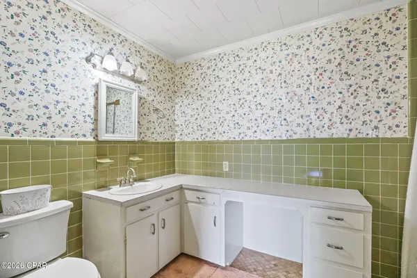 $399,999 | 656 4th Street, Chipley, FL 32428