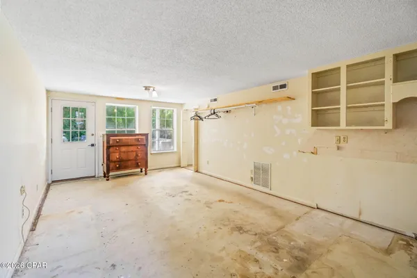 $399,999 | 656 4th Street, Chipley, FL 32428