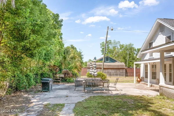 $399,999 | 656 4th Street, Chipley, FL 32428