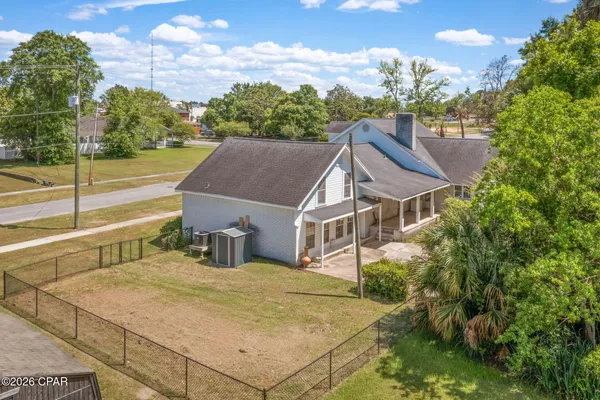 $399,999 | 656 4th Street, Chipley, FL 32428