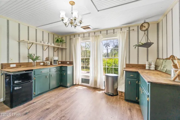 $399,999 | 656 4th Street, Chipley, FL 32428