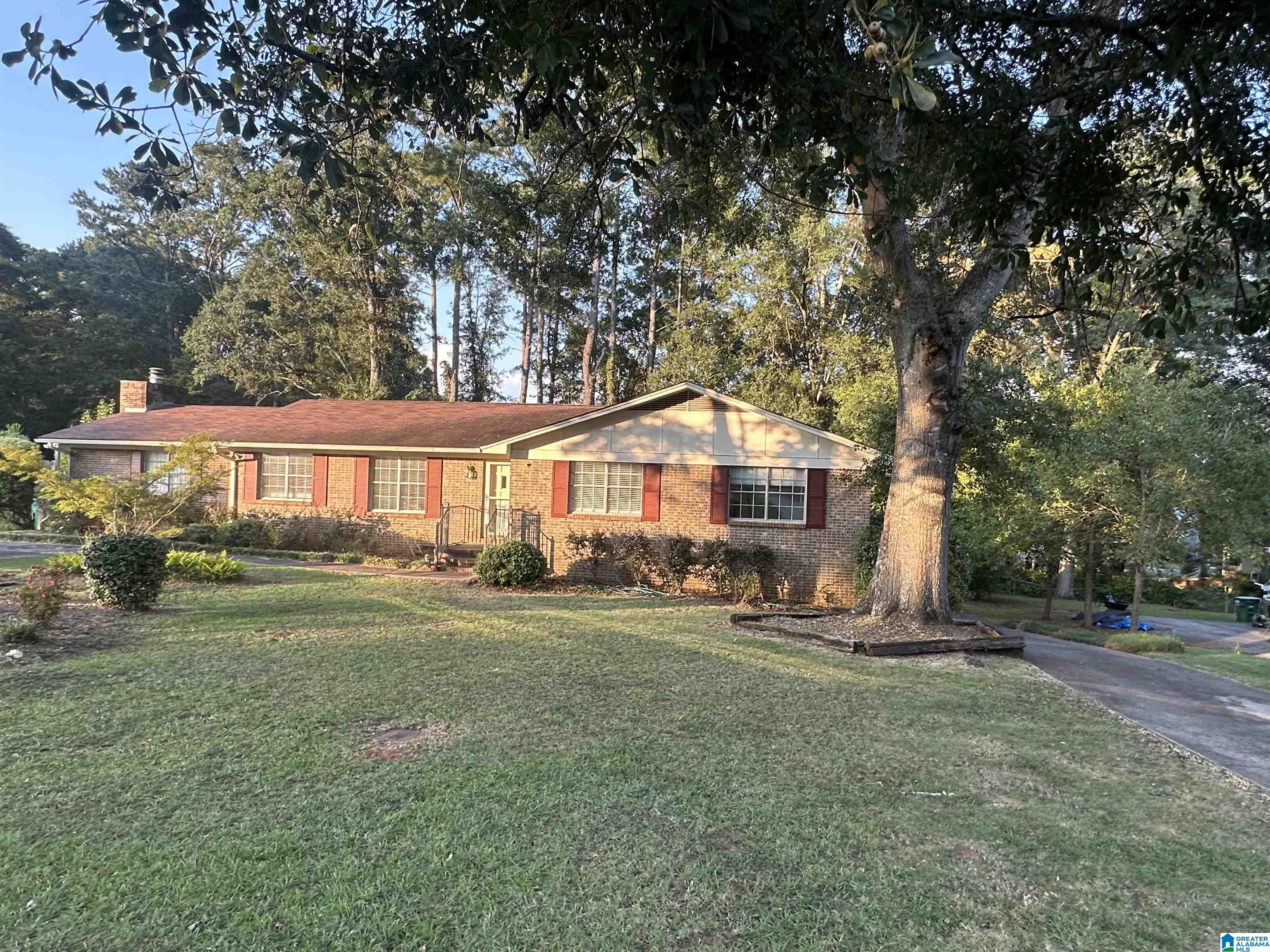 580 Shoshone Drive Montevallo, AL 35115 - Photo 3 of 4