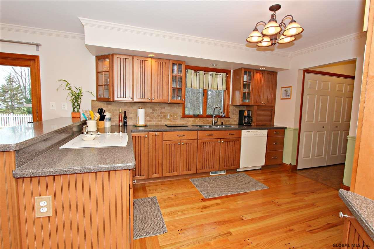 482 Watervliet Shaker Road Colonie, NY 12110 - Photo 10 of 25 Photo 10