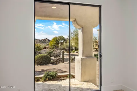 $1,825,000 | 10874 East Dale Lane, Scottsdale, AZ 85262