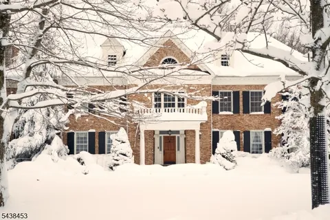 $2,299,000 | 56 Will Lane, Watchung, NJ 07069