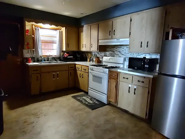 $175,000 | 2615 Brendenwood Road, Rockford, IL 61107