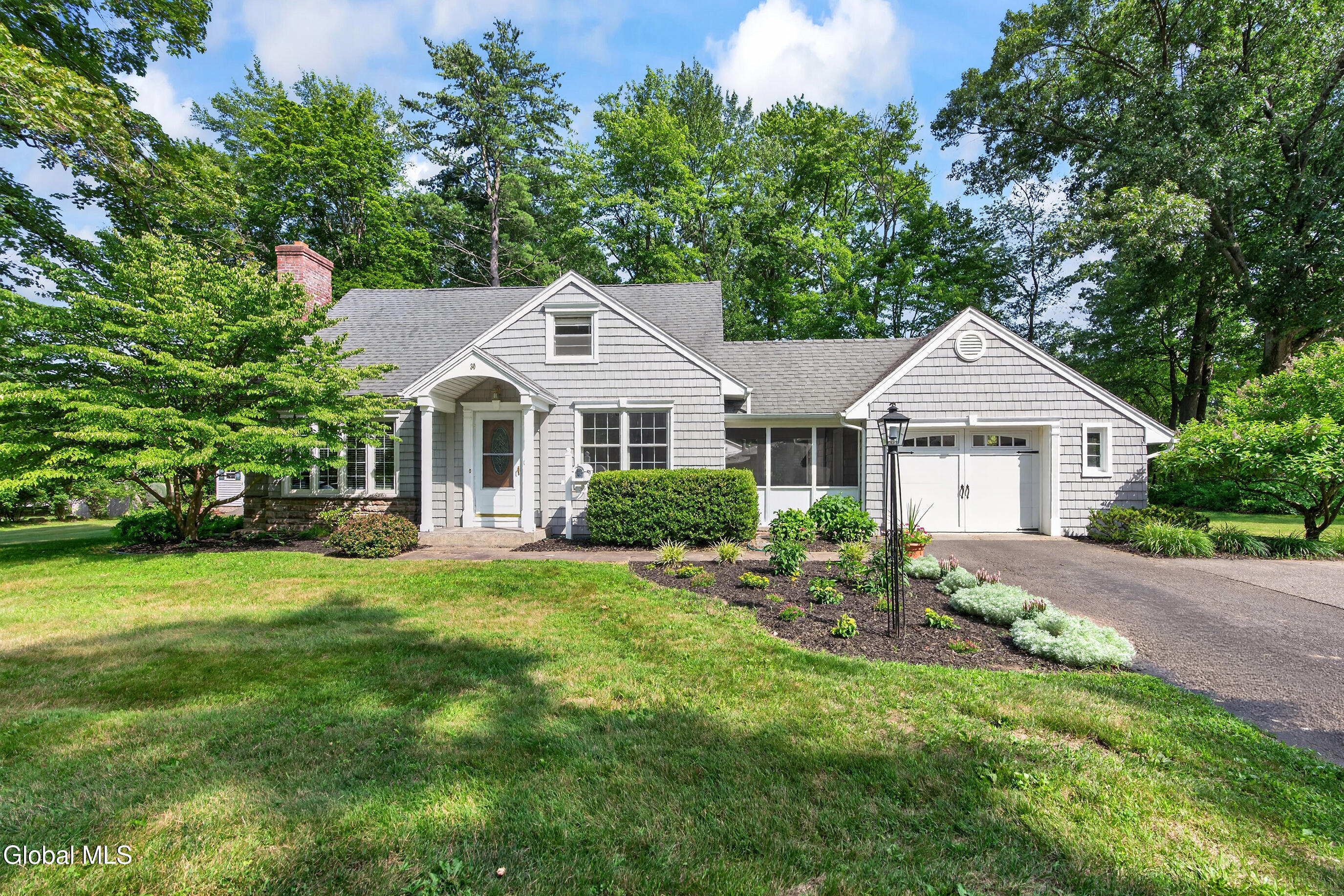30 Clarkson Road Bethlehem, NY 12054 - Photo 3 of 60 004-30-Clarkson-Road-Delmar-NY-12054