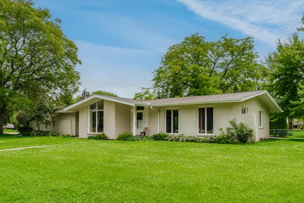 $405,000 | 201 Roberts Drive, Mukwonago, WI 53149