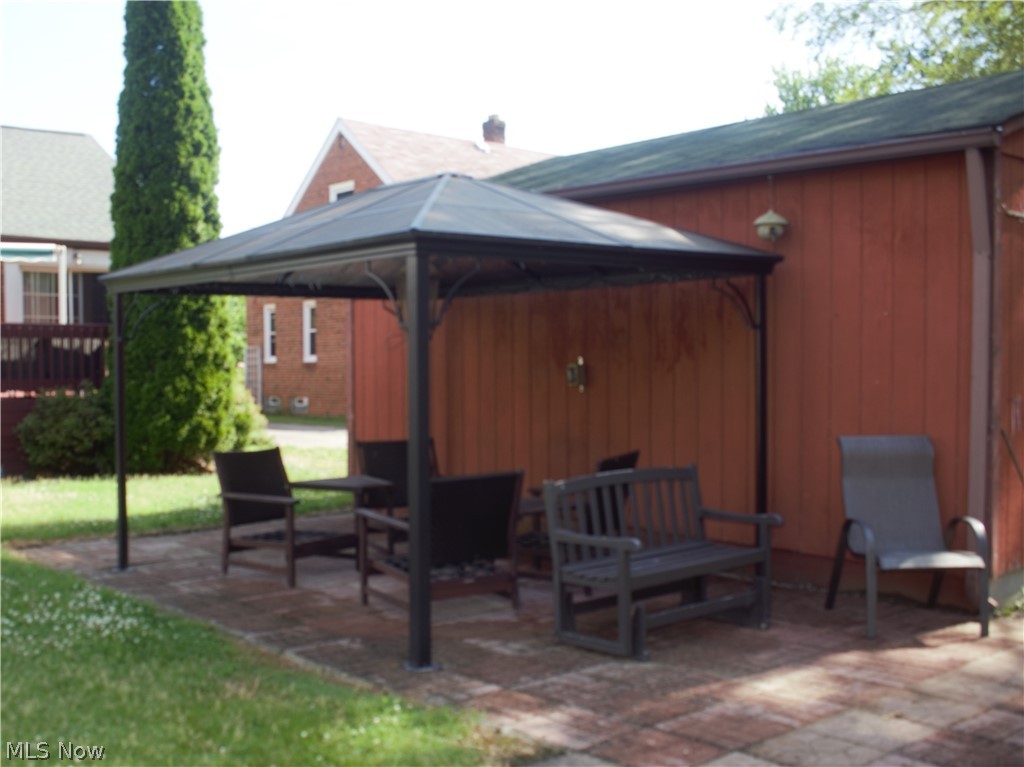 27137 Cook Road Olmsted Falls, OH 44138 - Photo 22 of 27 Gallery Image 22