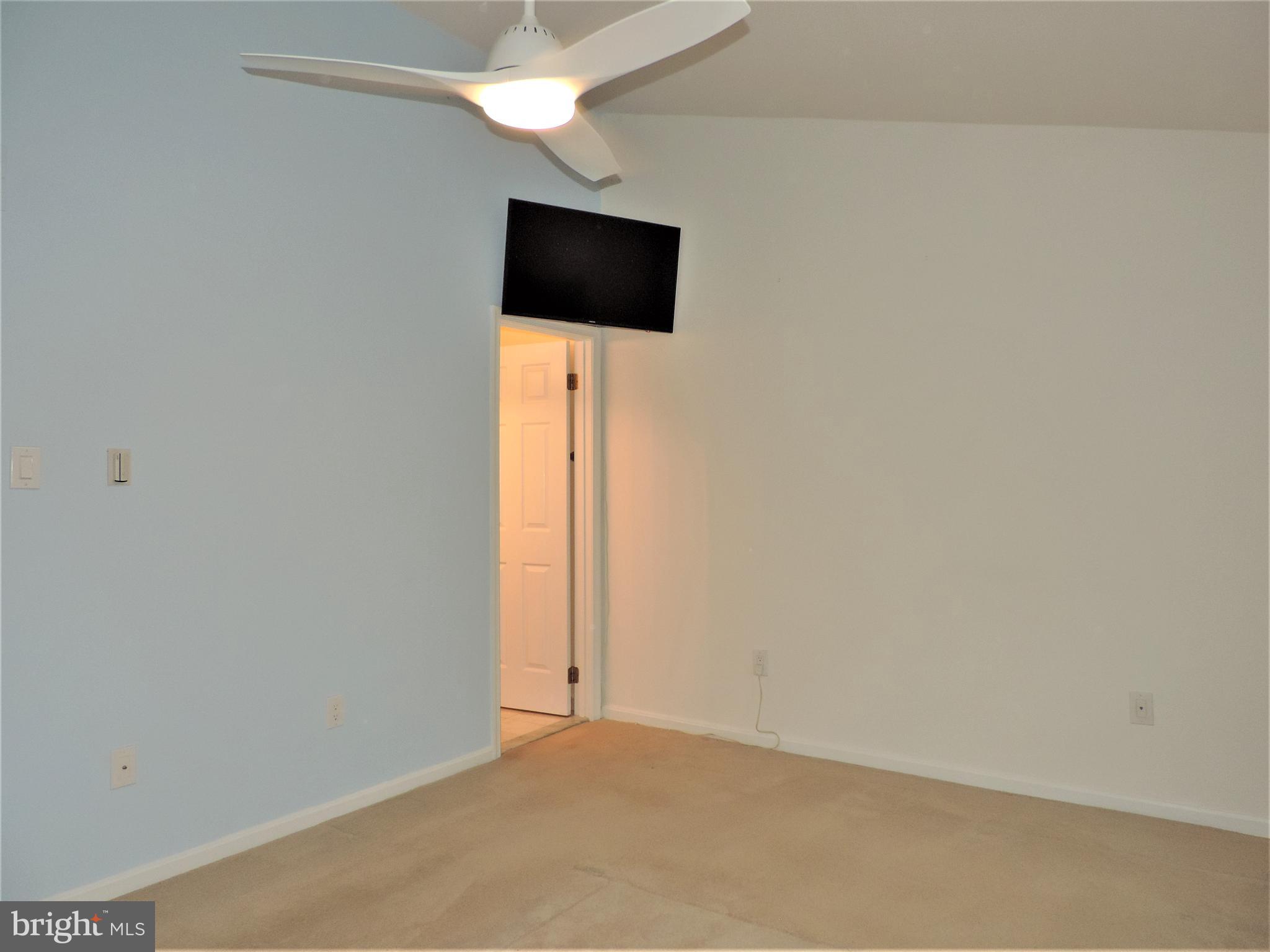 1111 Ingate Road, Unit 1111 Halethorpe, MD 21227 - Photo 12 of 36 Primary Bedroom
