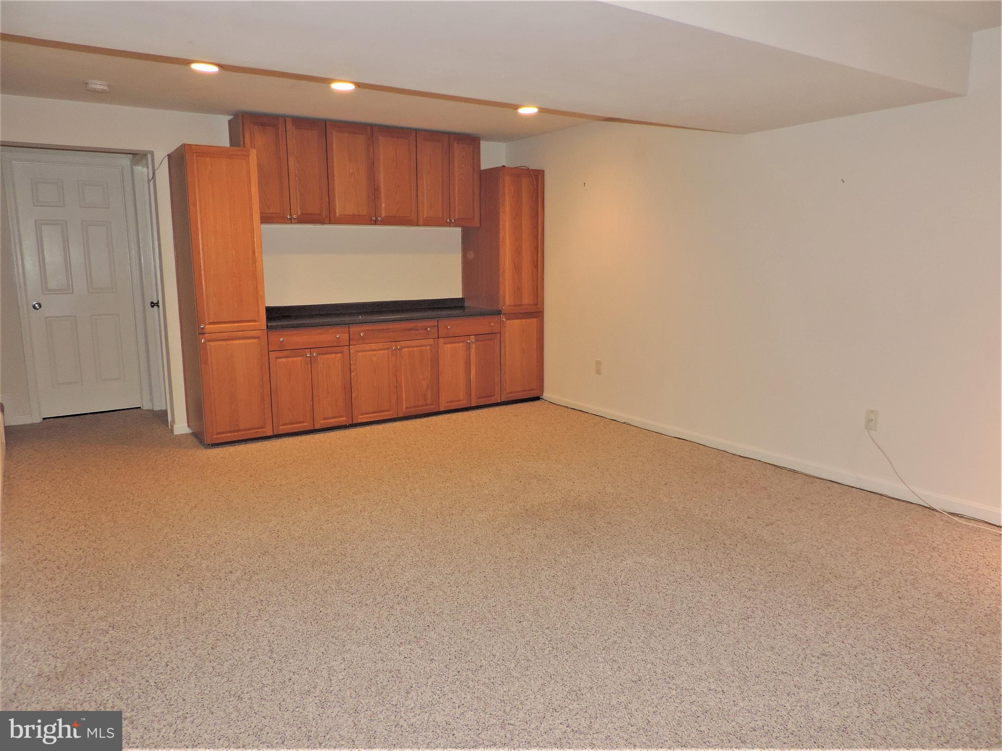1111 Ingate Road, Unit 1111 Halethorpe, MD 21227 - Photo 24 of 36 Rec Room