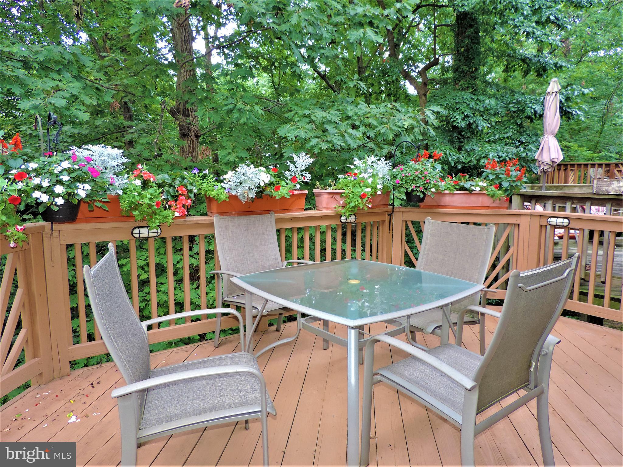 1111 Ingate Road, Unit 1111 Halethorpe, MD 21227 - Photo 33 of 36 Upper Level Deck