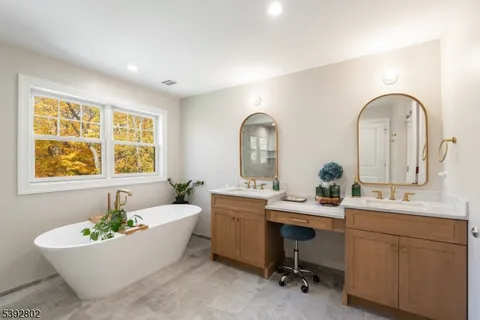 $1,595,000 | 9 Mary Farm Road, Denville, NJ 07834