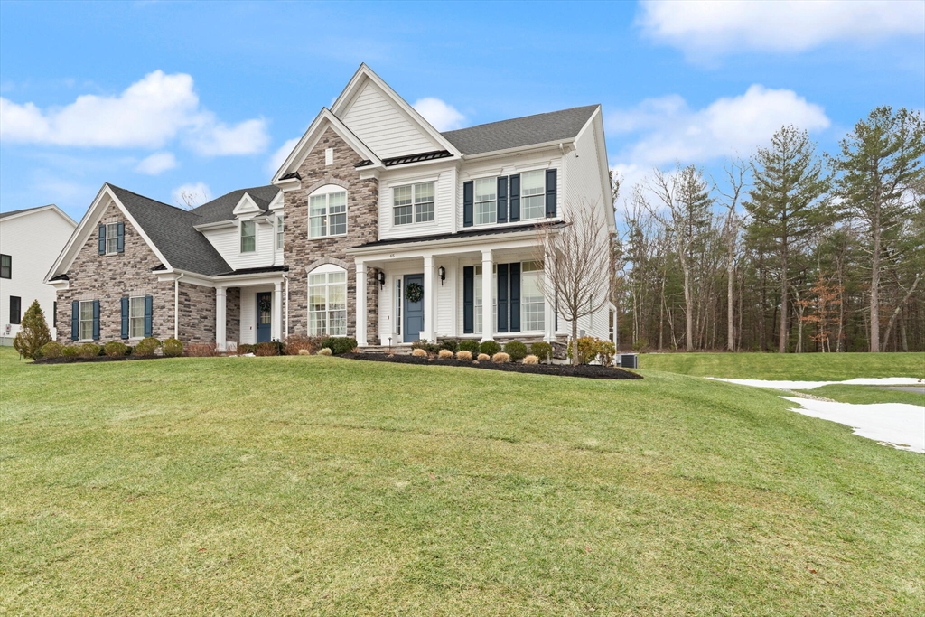 65 Foundry Lane Canton, MA 02021 - Photo 3 of 41