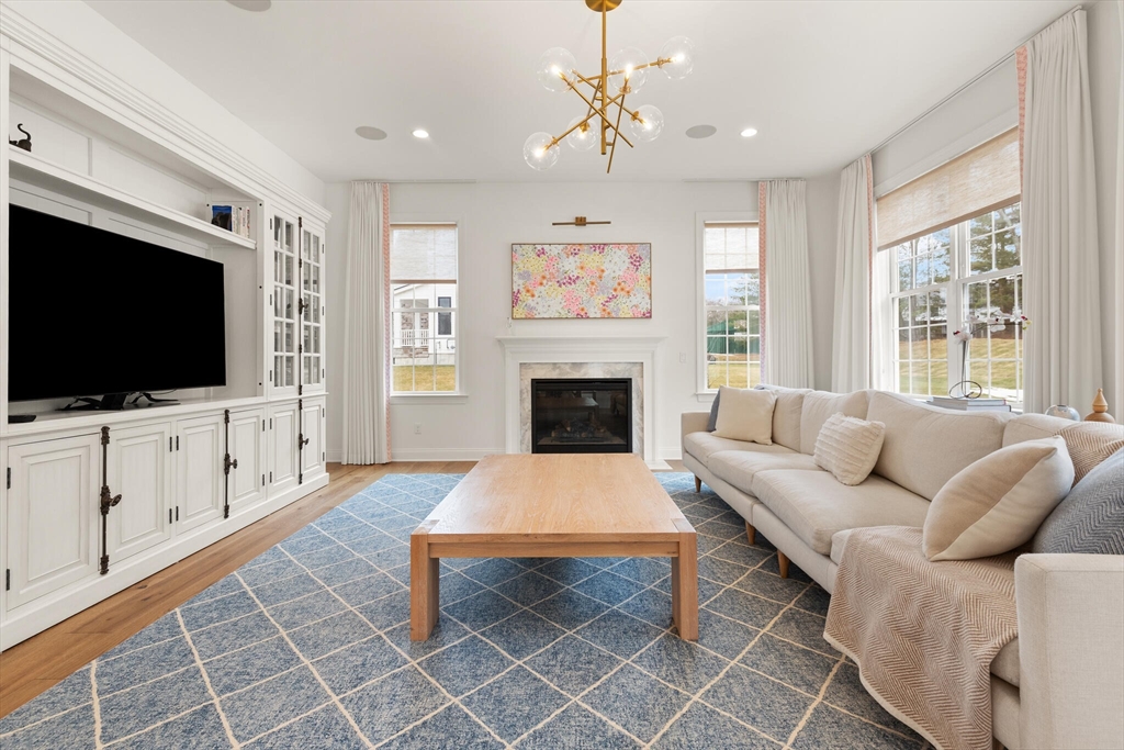 65 Foundry Lane Canton, MA 02021 - Photo 8 of 41