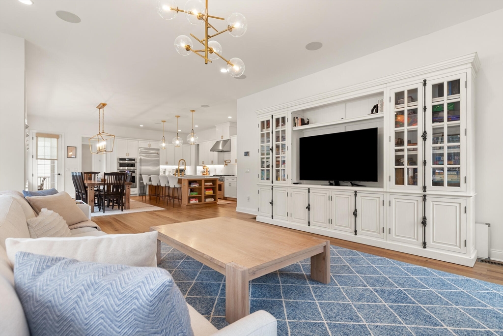 65 Foundry Lane Canton, MA 02021 - Photo 10 of 41