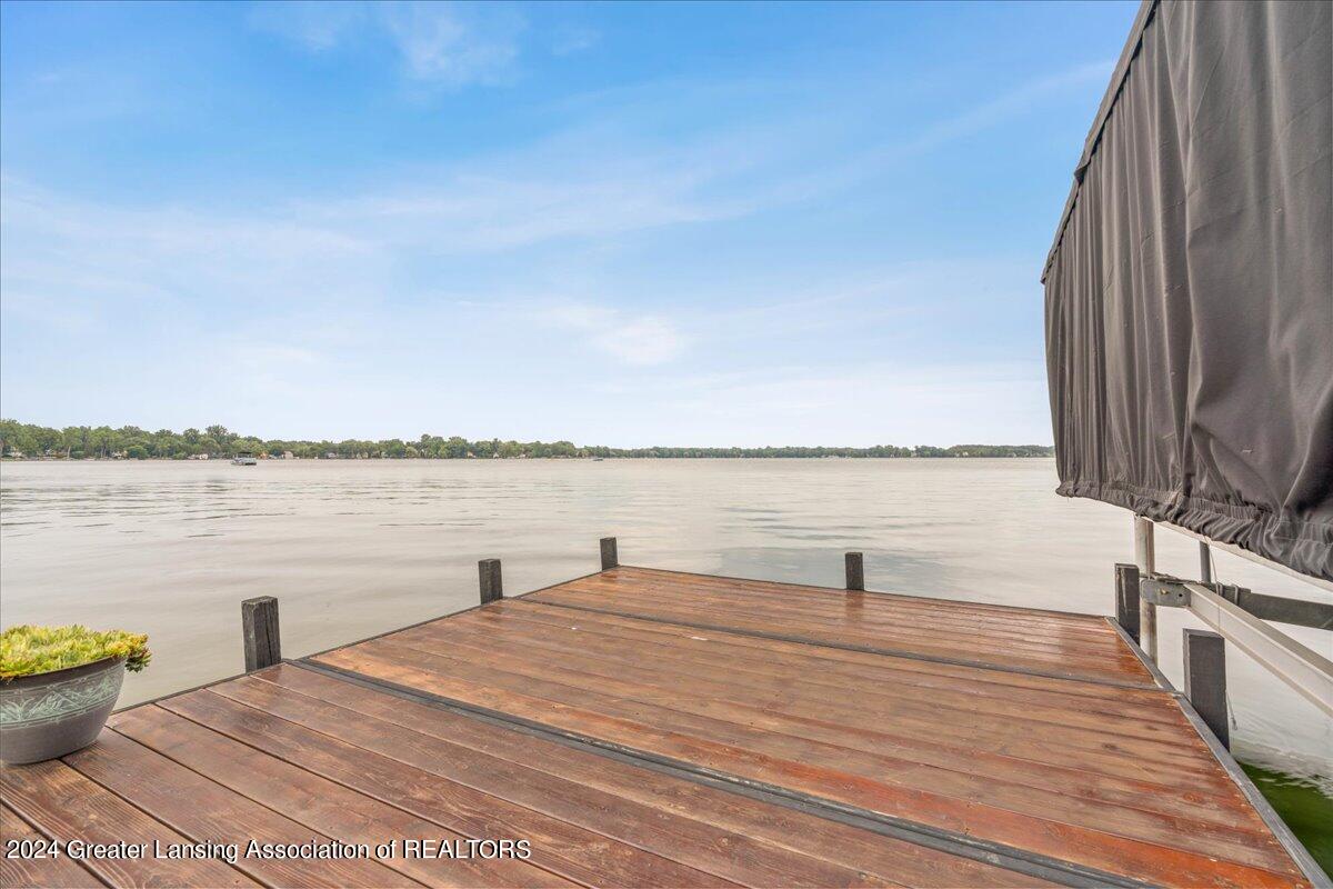 6240 West Reynolds Road Haslett, MI 48840 - Photo 73 of 80 70-Media Jett-46