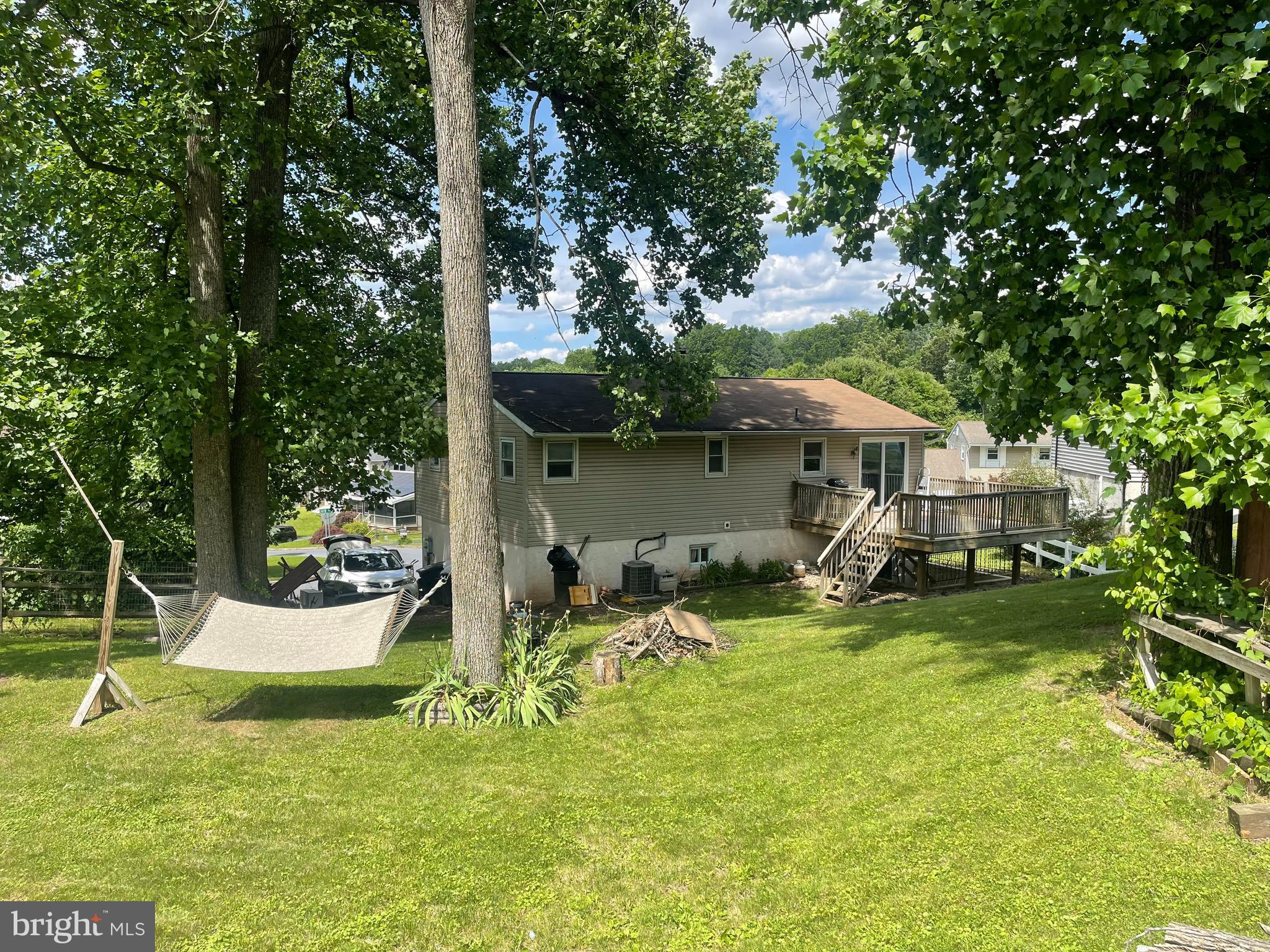 445 Calyn Drive Reading, PA 19607 - Photo 23 of 25