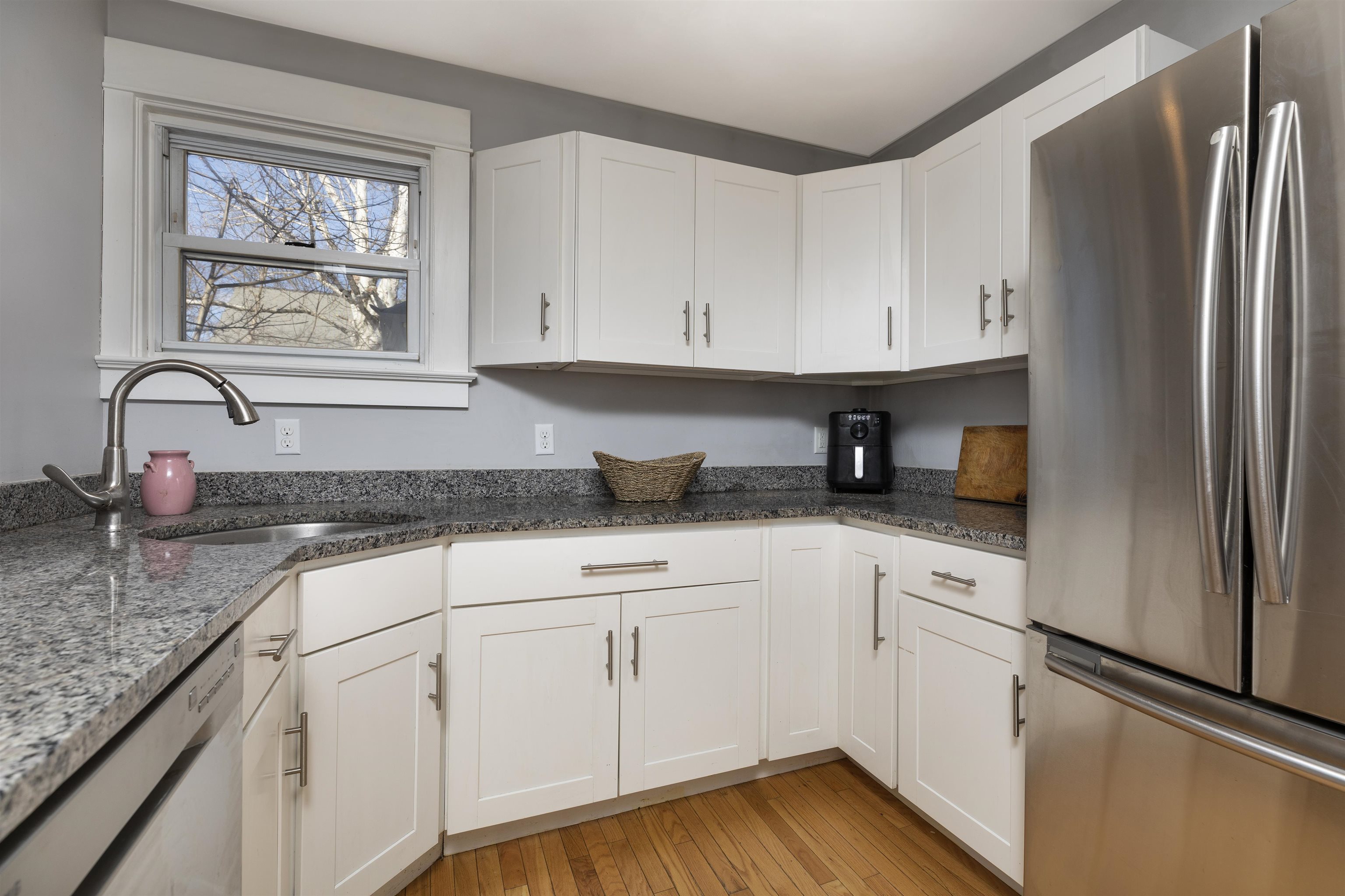 23 Prospect Street Lebanon, NH 03766 - Photo 8 of 32 Gallery Image 8