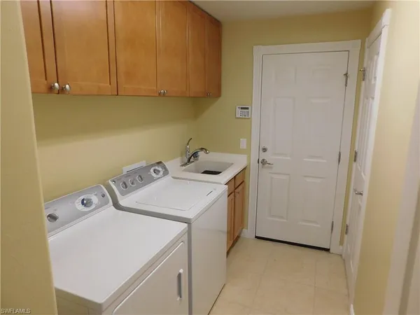 $2,950 | 28751 Xenon Way, Bonita Springs, FL 34135