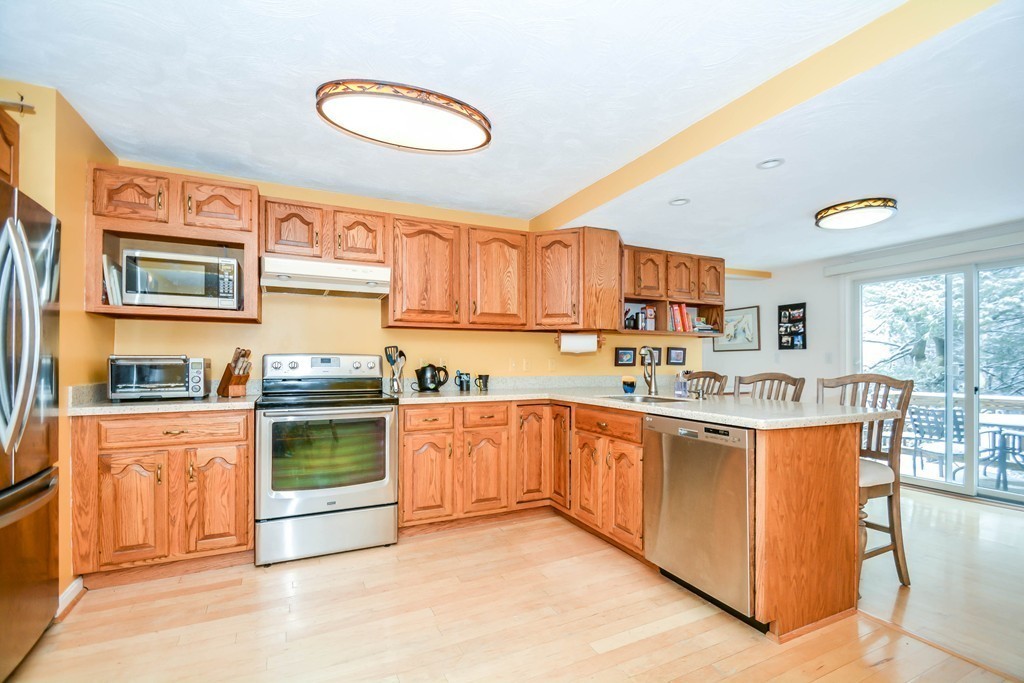 107 Tyler Road Tewksbury, MA 01876 - Photo 8 of 30 Gallery Image 8