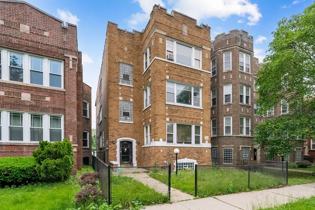 $349,900 | 8122 South Evans Avenue, Chicago, IL 60619