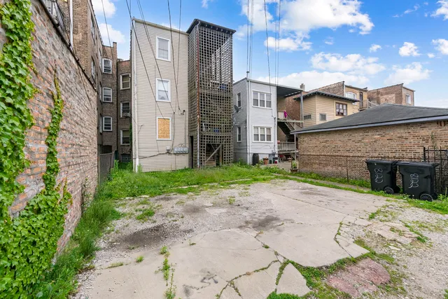 $349,900 | 8122 South Evans Avenue, Chicago, IL 60619