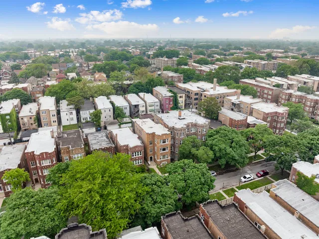 $349,900 | 8122 South Evans Avenue, Chicago, IL 60619