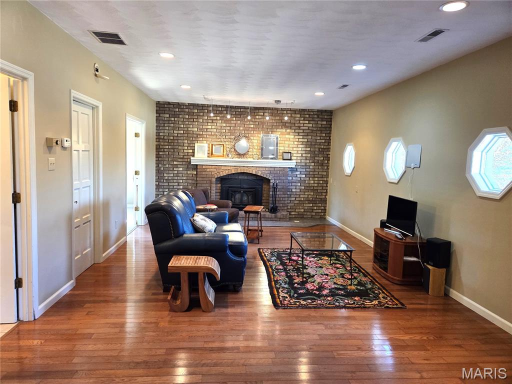 11074 Scorpion Road Festus, MO 63028 - Photo 3 of 40