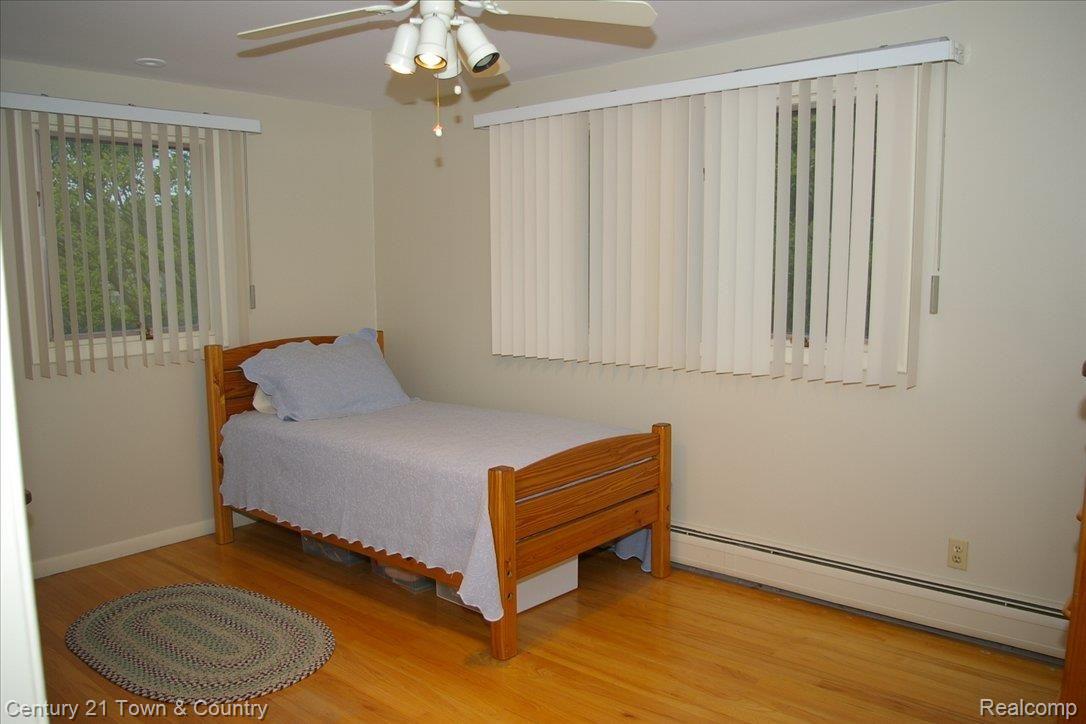 2945 Rambling Way Bloomfield Hills, MI 48302 - Photo 11 of 23 RW1 BR 2
