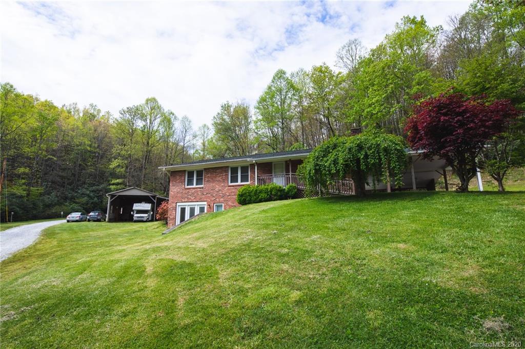100 Looney Powell Road Rosman, NC 28772 - Photo 1 of 29 Gallery Image 1