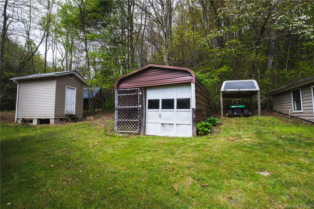 100 Looney Powell Road Rosman, NC 28772 - Photo 22 of 29 Gallery Image 22