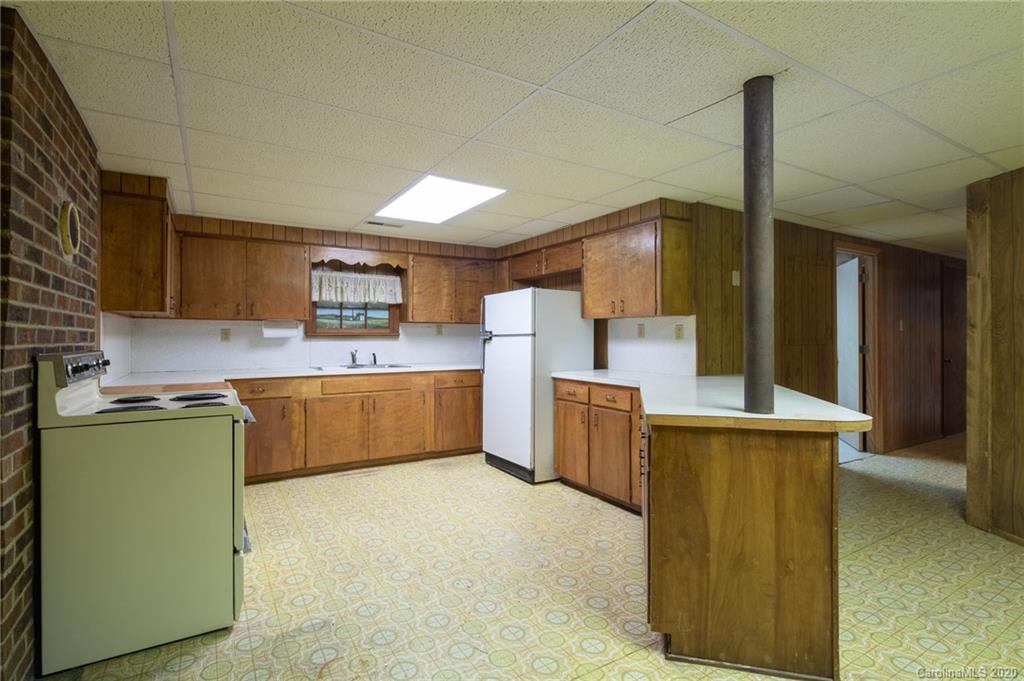 100 Looney Powell Road Rosman, NC 28772 - Photo 24 of 29 Gallery Image 24