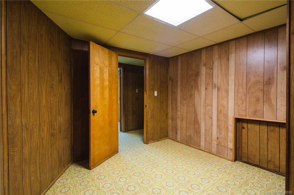 100 Looney Powell Road Rosman, NC 28772 - Photo 26 of 29 Gallery Image 26