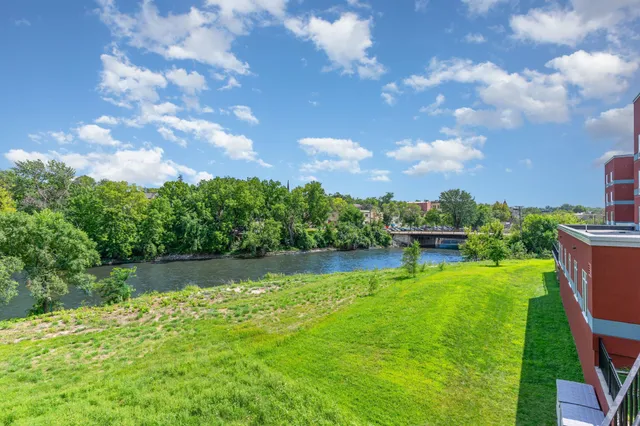 $382,000 | 101 St Olaf Avenue, Unit 407, Northfield, MN 55057