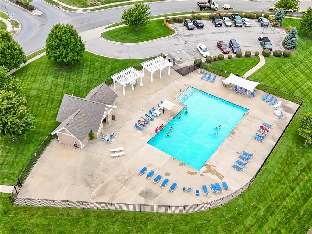 2220 Southwest HawkView Road Lee's Summit, MO 64082 - Photo 37 of 41 Gallery Image 37