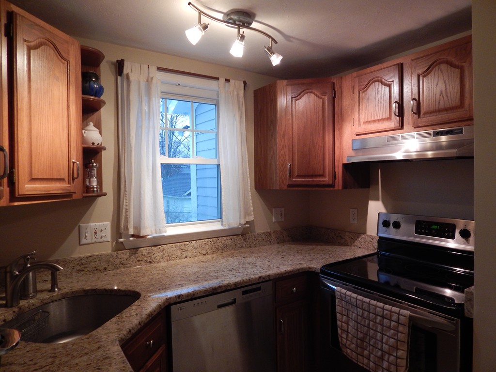 53 Monterey Road Worcester, MA 01606 - Photo 17 of 29
