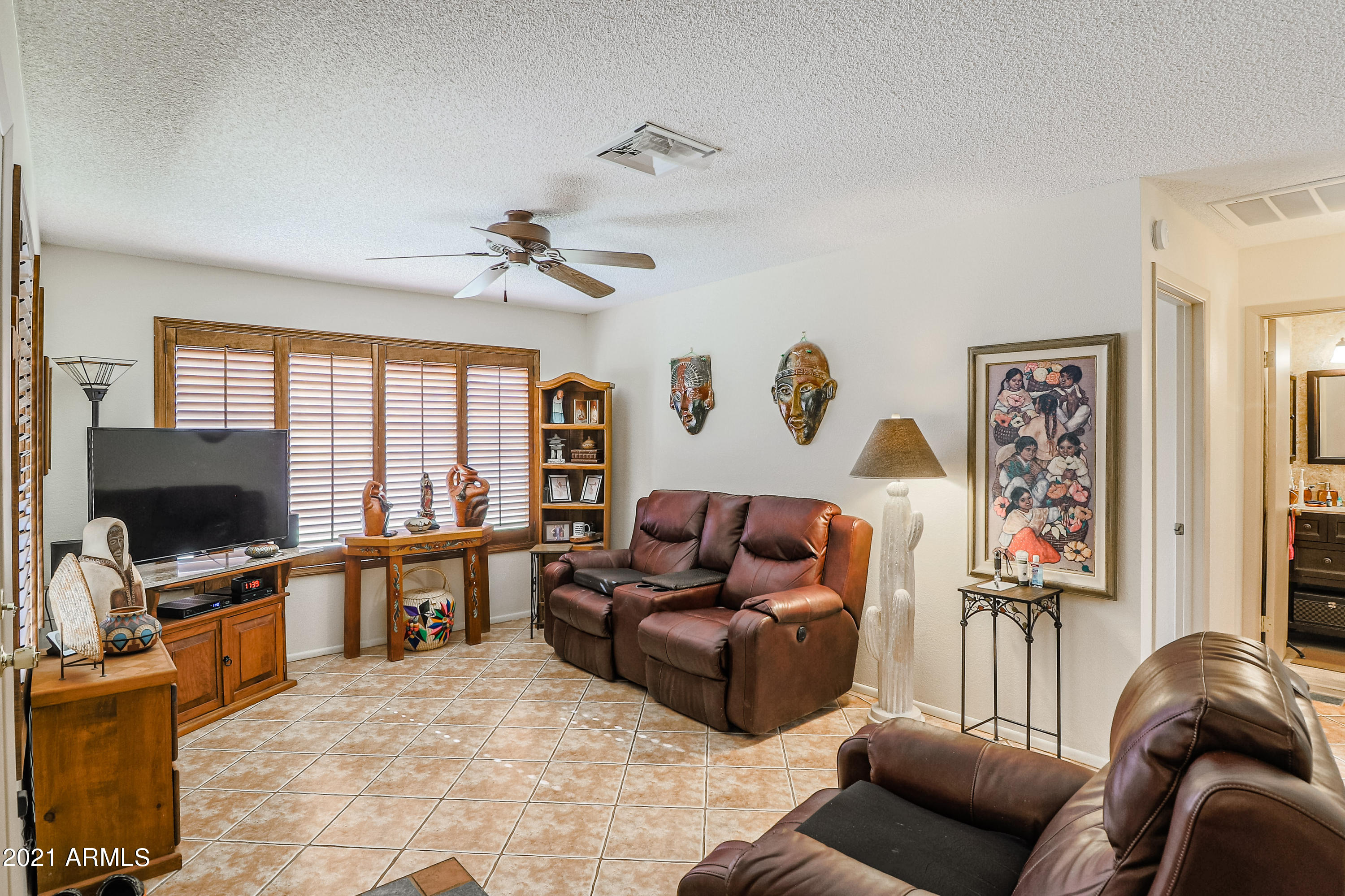 14300 West Bell Road, Unit 131 Surprise, AZ 85374 - Photo 8 of 20 Family Room