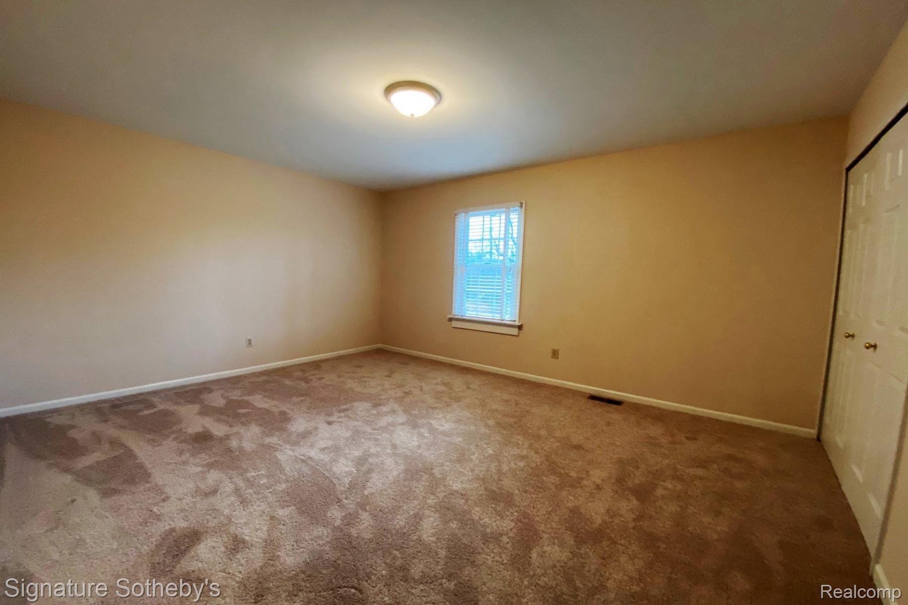 31294 Old Stage Road Franklin, MI 48025 - Photo 20 of 26 13.jpg