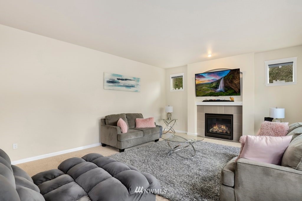 4501 Meridian Road Northeast Lacey, WA 98516 - Photo 16 of 37 Gallery Image 16