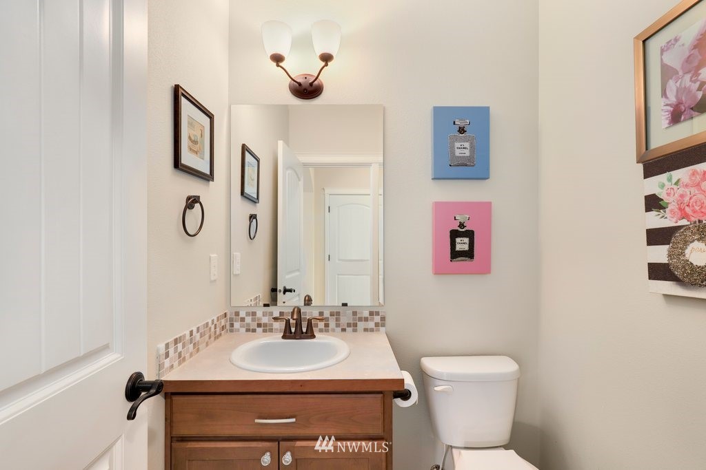 4501 Meridian Road Northeast Lacey, WA 98516 - Photo 17 of 37 Gallery Image 17