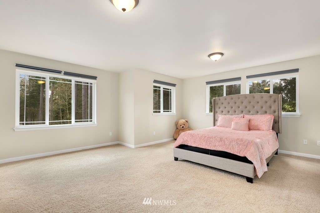 4501 Meridian Road Northeast Lacey, WA 98516 - Photo 23 of 37 Gallery Image 23