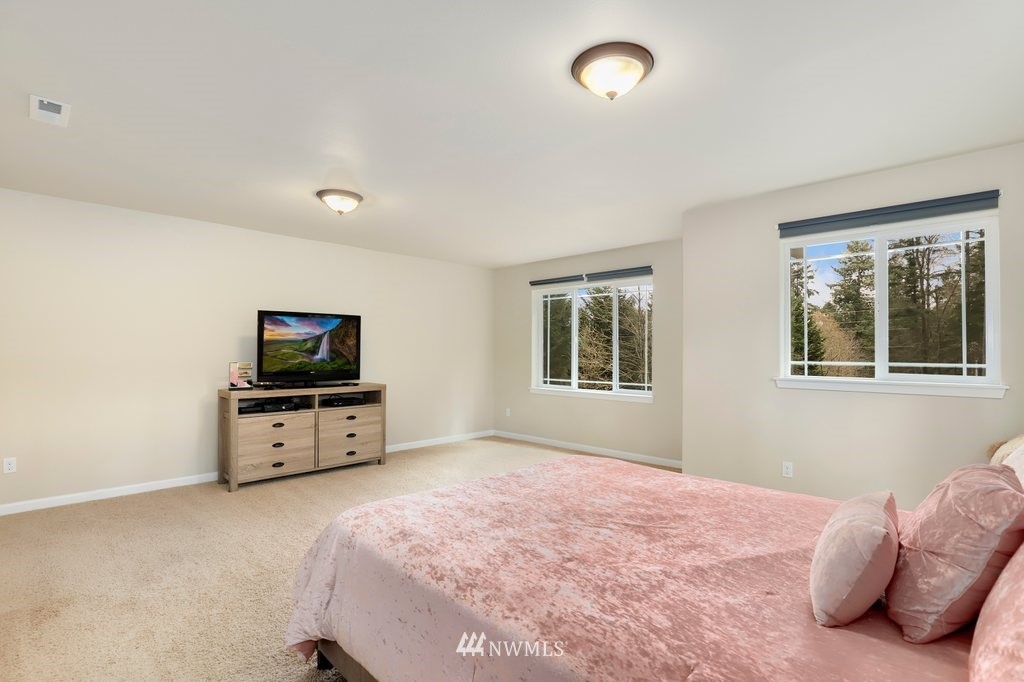 4501 Meridian Road Northeast Lacey, WA 98516 - Photo 25 of 37 Gallery Image 25